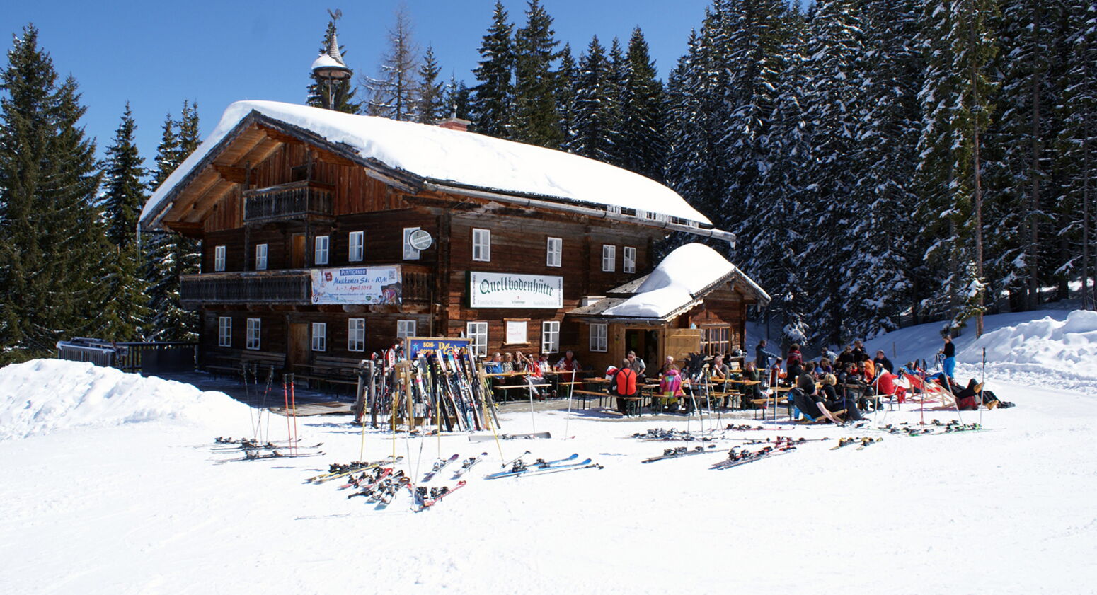 Auch hier gilt: abschwingen und einkehren - die Quellbodenhütte auf der Planai